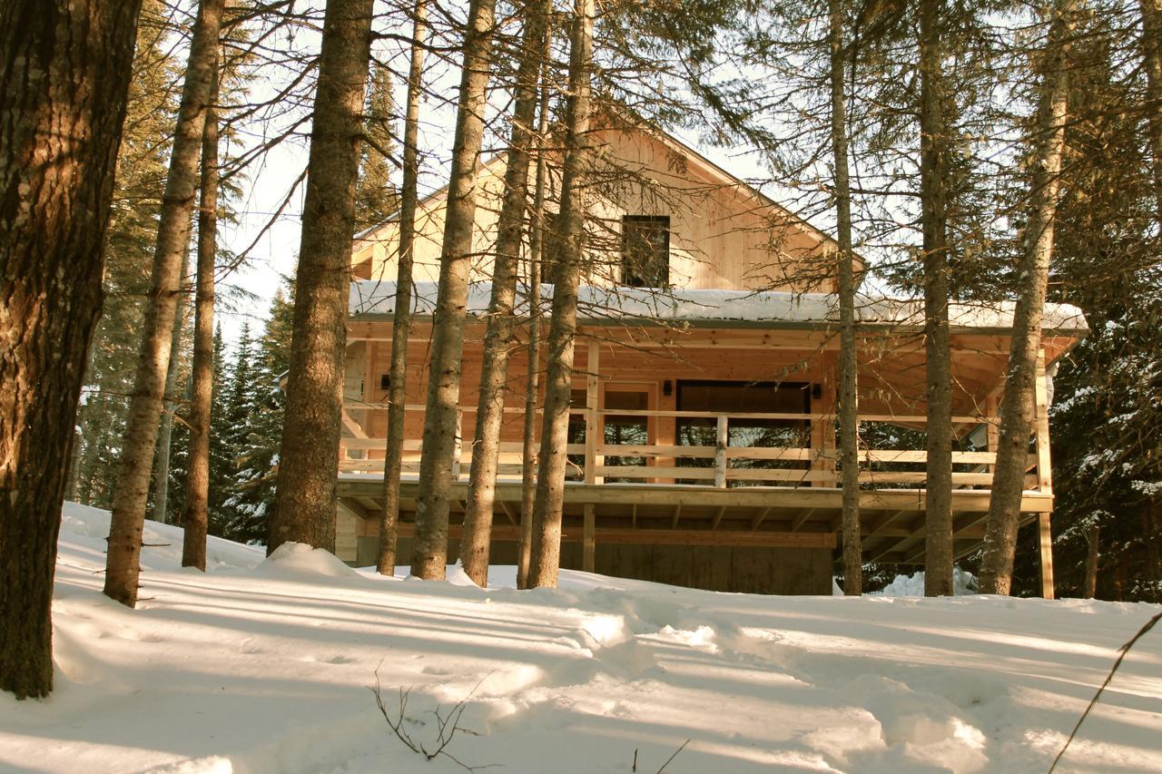 Les Bouleaux - Les Chalets Spa Canada ラ・マルベー エクステリア 写真